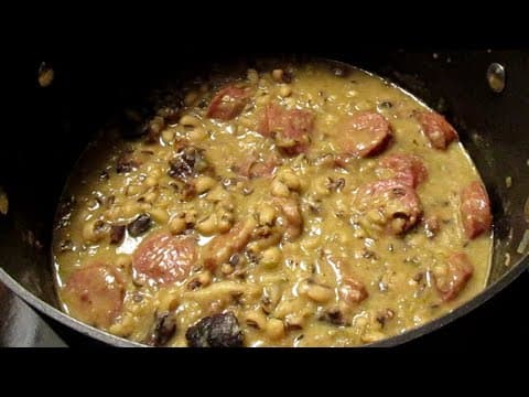 Black Eyed Peas with D&D Smoked Sausage and Smoked Pork