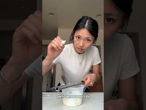 garlic lemon yogurt dip for the gains?? 💪🧄 Recipe - Greek | Easy | Serves 4 garlic lemon yogurt dip for the gains?? 💪🧄 - Greek recipe that serves 4 people. A easy difficulty cooking recipe converted from YouTube video with complete ingredients and step-by-step instructions.